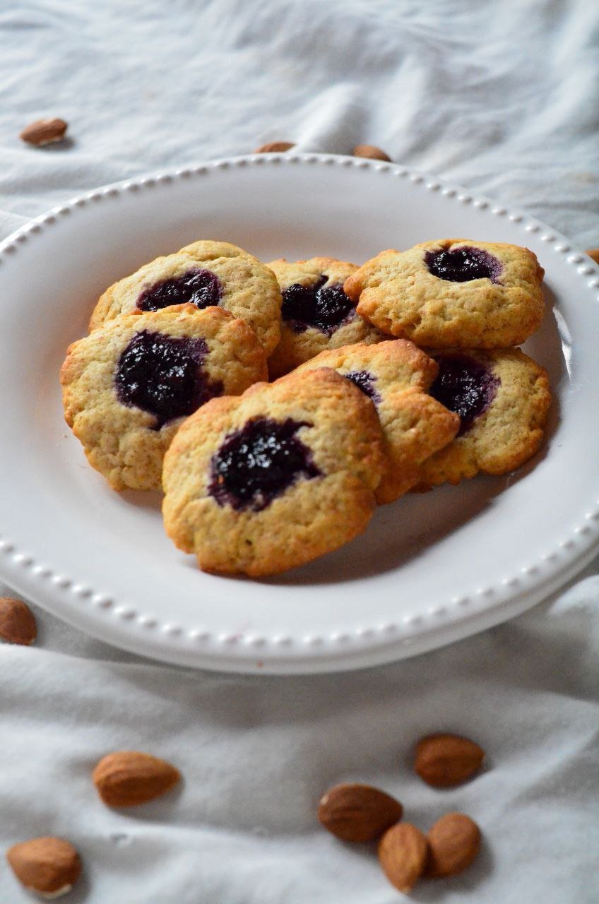 Pepas keto de frutos rojos.